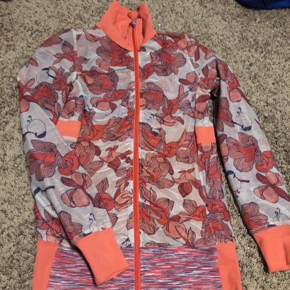 Reversible lulu zip up - Picture 2 of 2